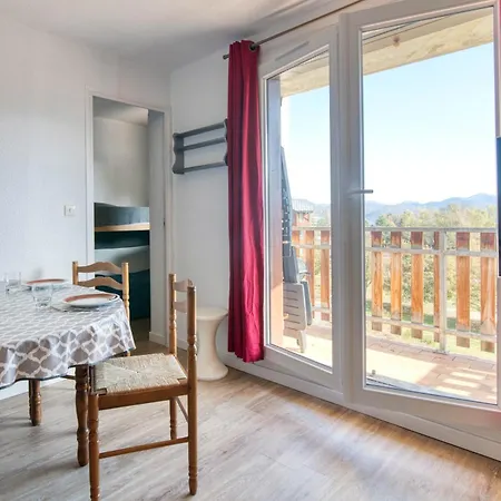 Le Cocon Des 3 Domaines - Appt Pour 4 아파트 *